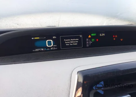 2016 Toyota Prius Two из США, поврежденный, VIN JTDKBRFU7G3520769